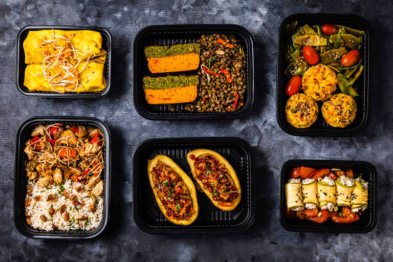 How to Meal Prep for Weight Loss: Meal Ideas and Recipes | वज़न घटाने के लिए भोजन की तैयारी कैसे करें: भोजन आइडियाज और रेसिपीज़